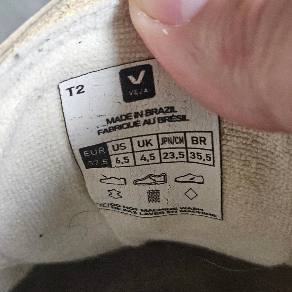 Veja Recife Logo Chromefree Sneakers 6.5 White Platine Triple Strap Soft Girl